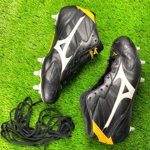 Mizuno Rugby cleats!